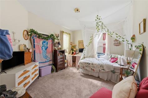 1432 W 110th Street Cleveland OH 44102