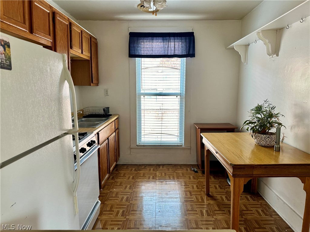 1432 W 110th Street Cleveland OH 44102