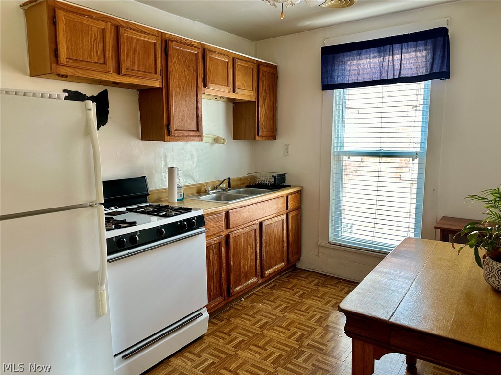 1432 W 110th Street Cleveland OH 44102