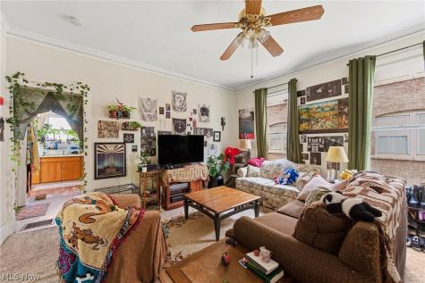 1432 W 110th Street Cleveland OH 44102