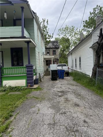 9810 Sophia Avenue Cleveland OH 44104