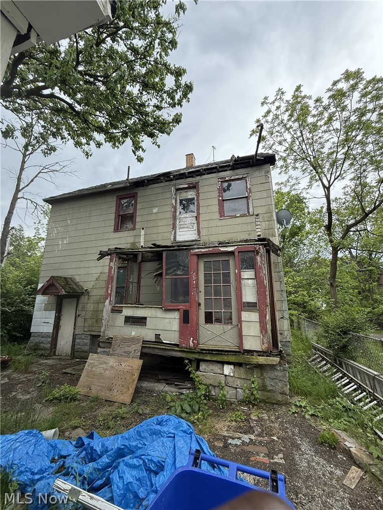 9810 Sophia Avenue Cleveland OH 44104