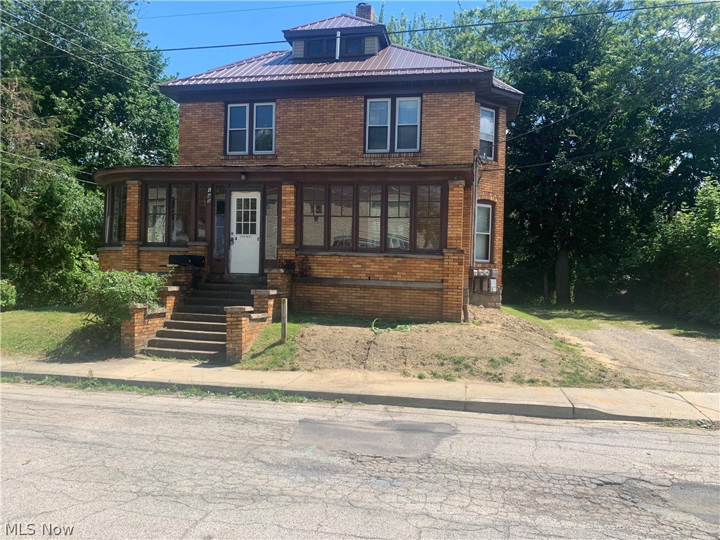 145 Grant Street Conneaut OH 44030