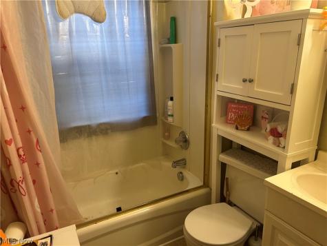 3416 Fulton Road Cleveland OH 44109