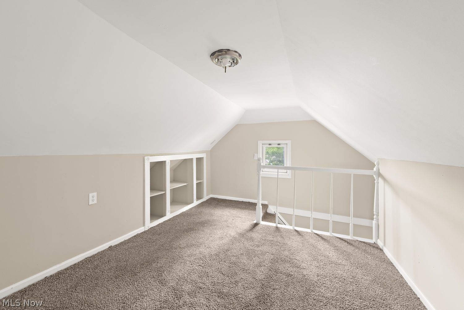 10217 Loretta Avenue Cleveland OH 44111
