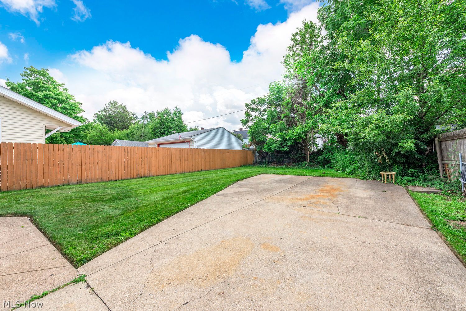 10217 Loretta Avenue Cleveland OH 44111