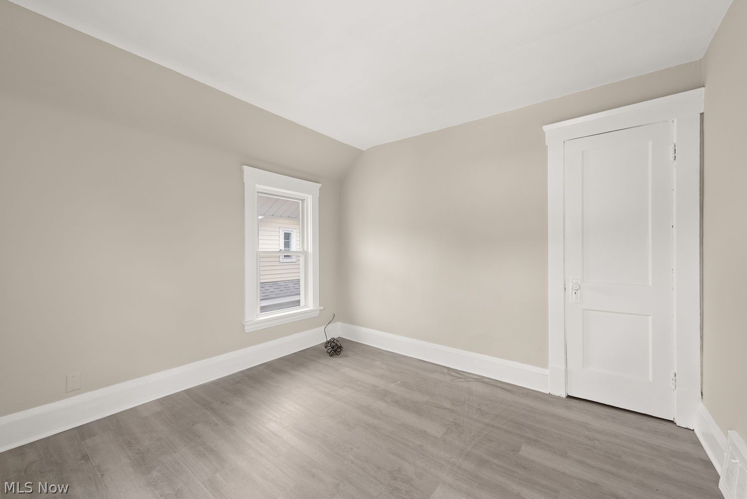 10217 Loretta Avenue Cleveland OH 44111