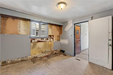 1226 Logan Avenue NW Canton OH 44703
