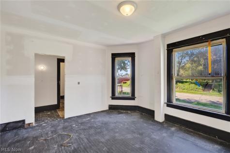 1226 Logan Avenue NW Canton OH 44703