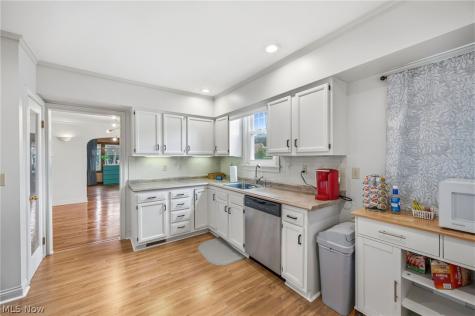 3438 W 133rd Street Cleveland OH 44111