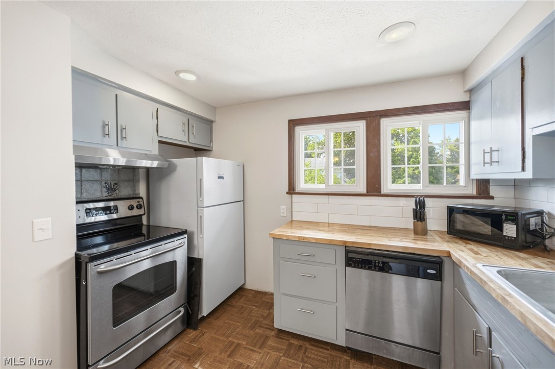3438 W 133rd Street Cleveland OH 44111