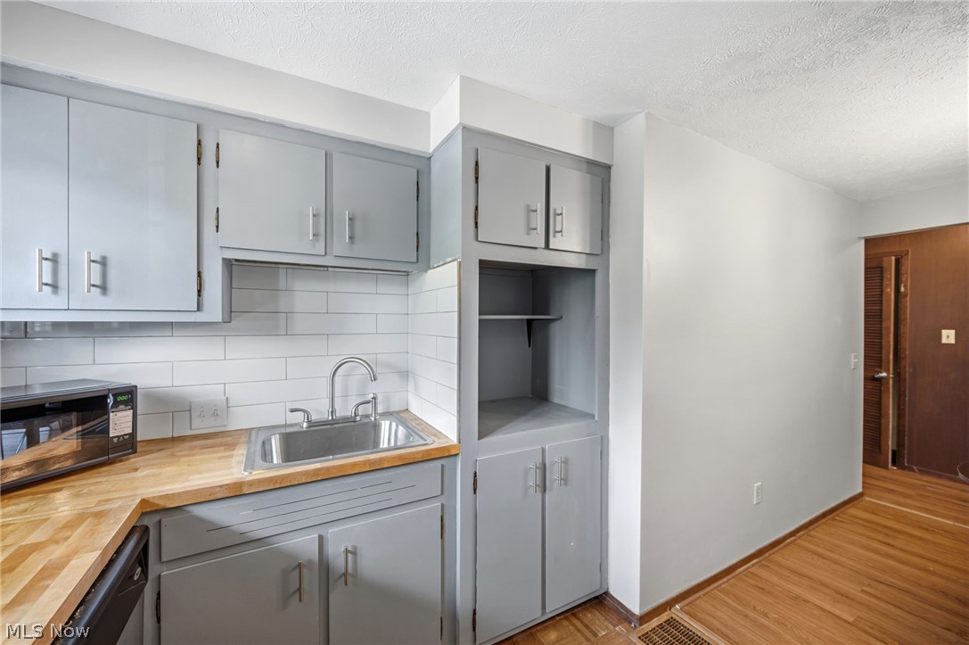 3438 W 133rd Street Cleveland OH 44111