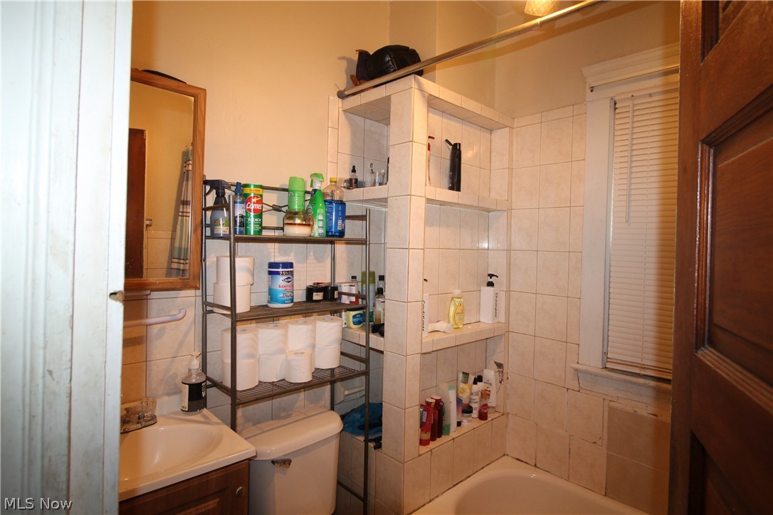 4128 E 113th Street Cleveland OH 44105
