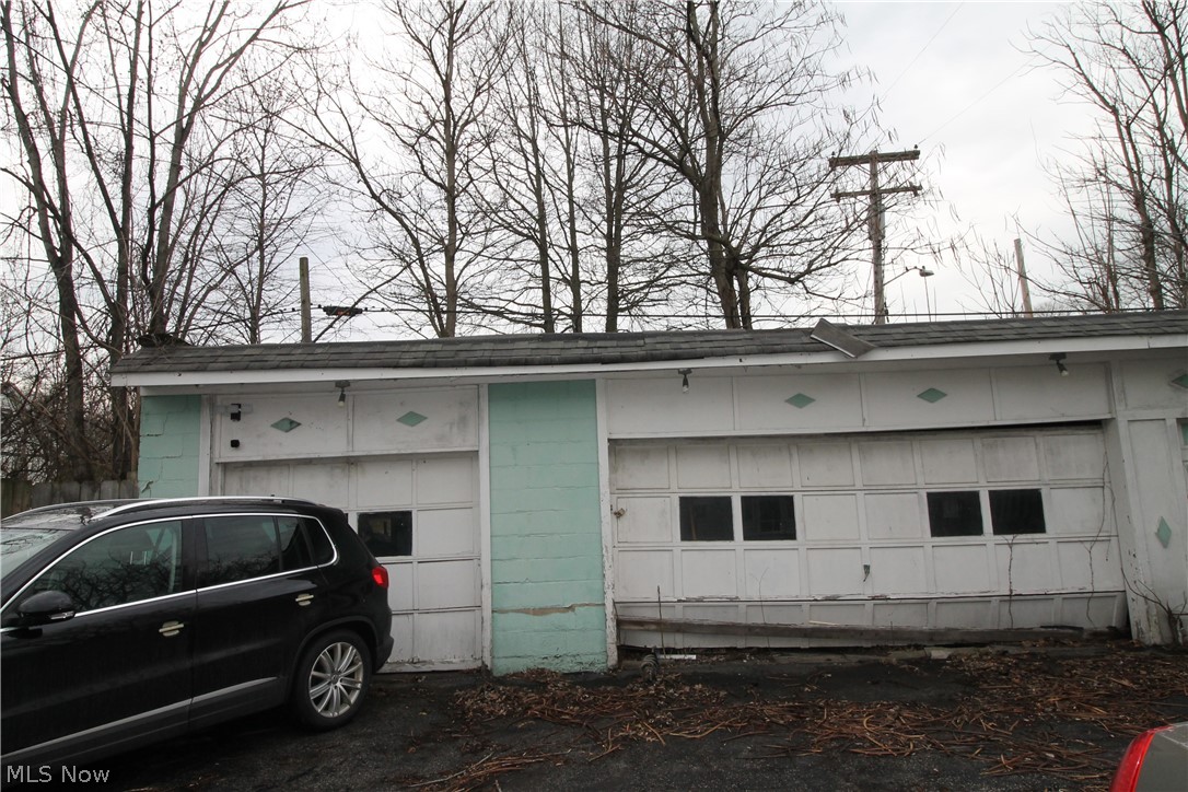 4128 E 113th Street Cleveland OH 44105