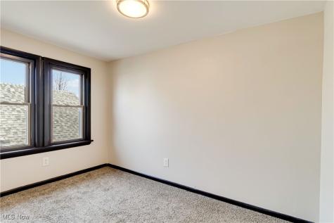 3272 W 88th Street Cleveland OH 44102