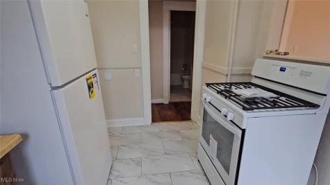 3272 W 88th Street Cleveland OH 44102