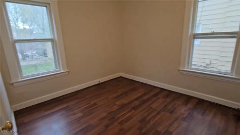 3272 W 88th Street Cleveland OH 44102