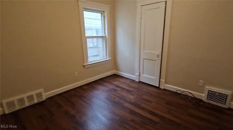 3272 W 88th Street Cleveland OH 44102