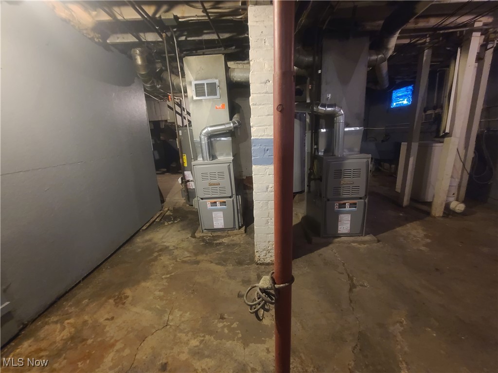 3272 W 88th Street Cleveland OH 44102