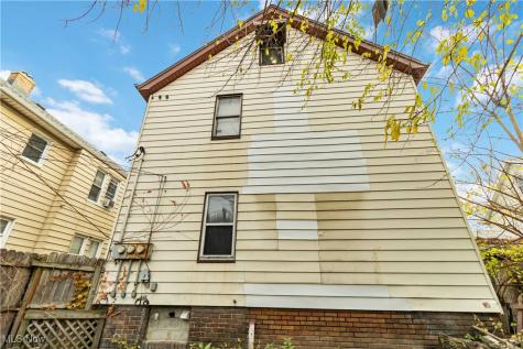 3272 W 88th Street Cleveland OH 44102