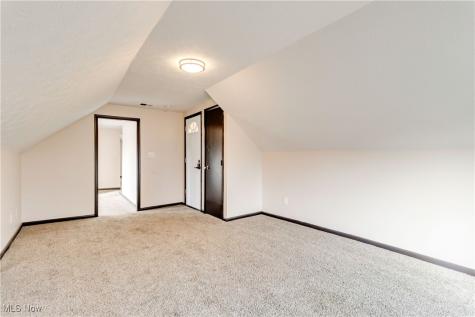 3272 W 88th Street Cleveland OH 44102