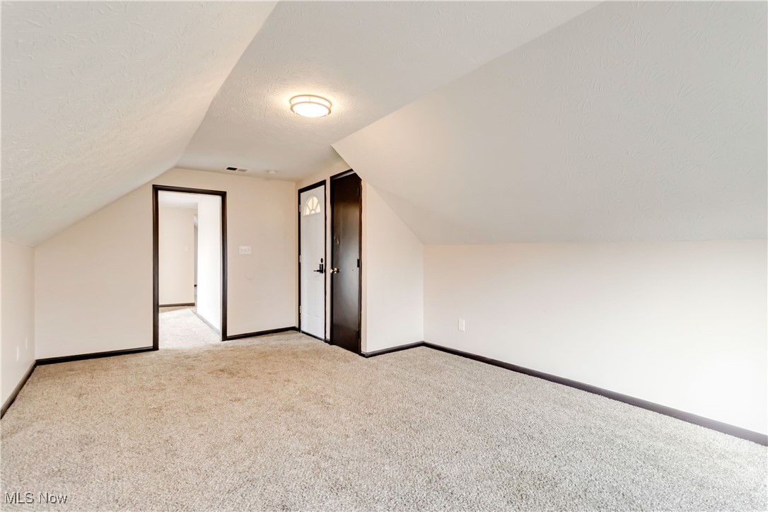 3272 W 88th Street Cleveland OH 44102