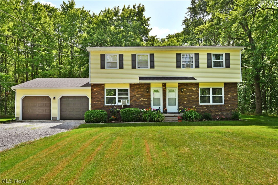 6940 Mahoning Avenue NW Warren OH 44481