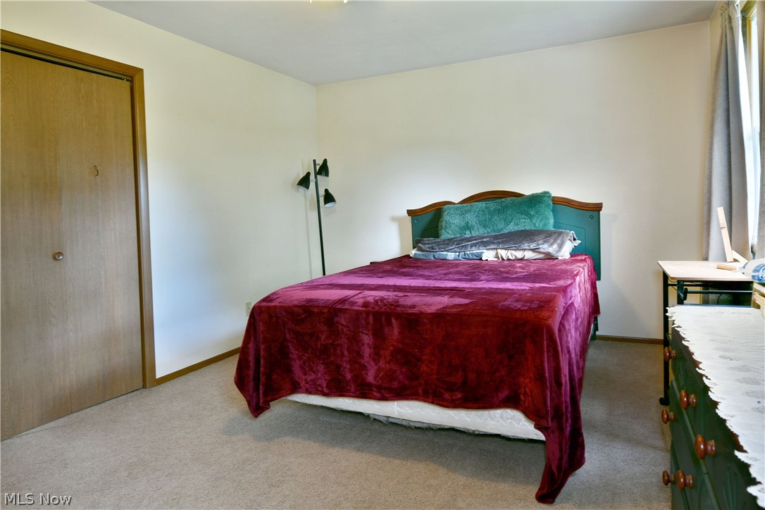 6940 Mahoning Avenue NW Warren OH 44481