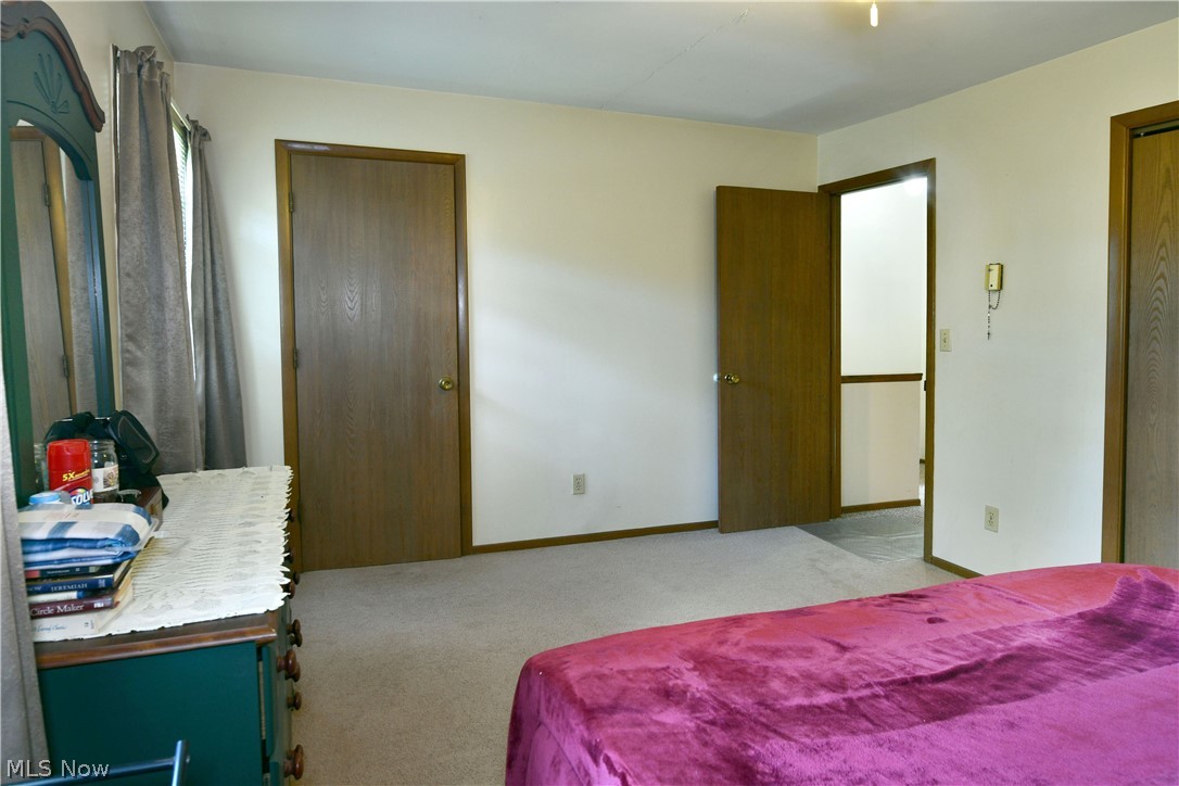 6940 Mahoning Avenue NW Warren OH 44481