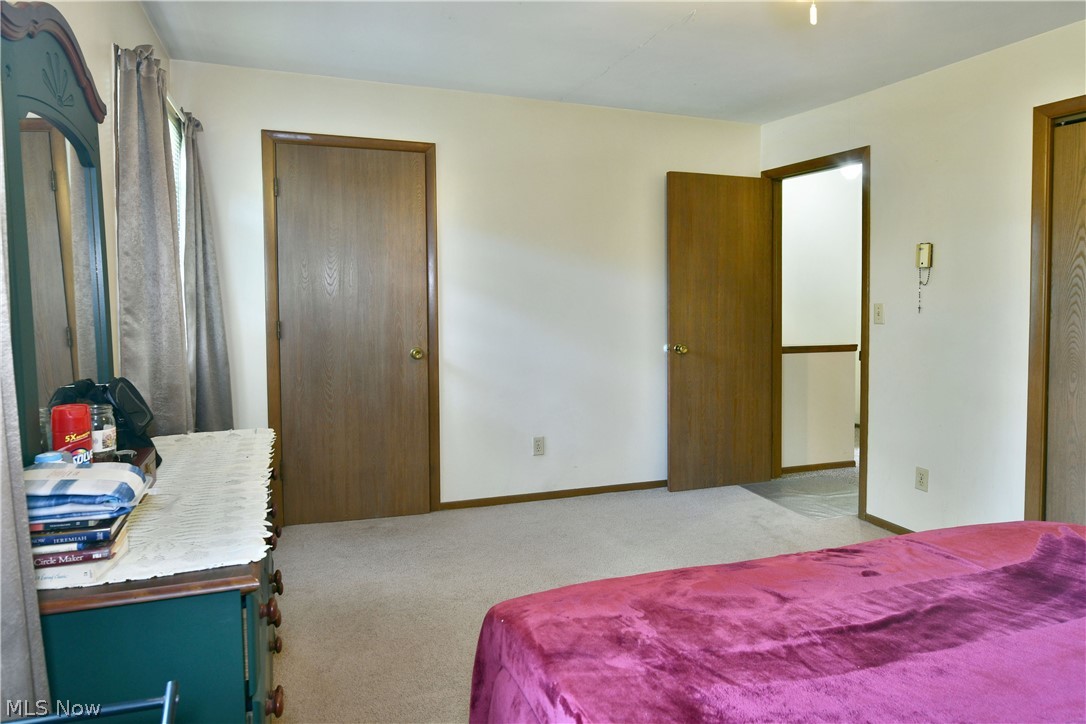 6940 Mahoning Avenue NW Warren OH 44481