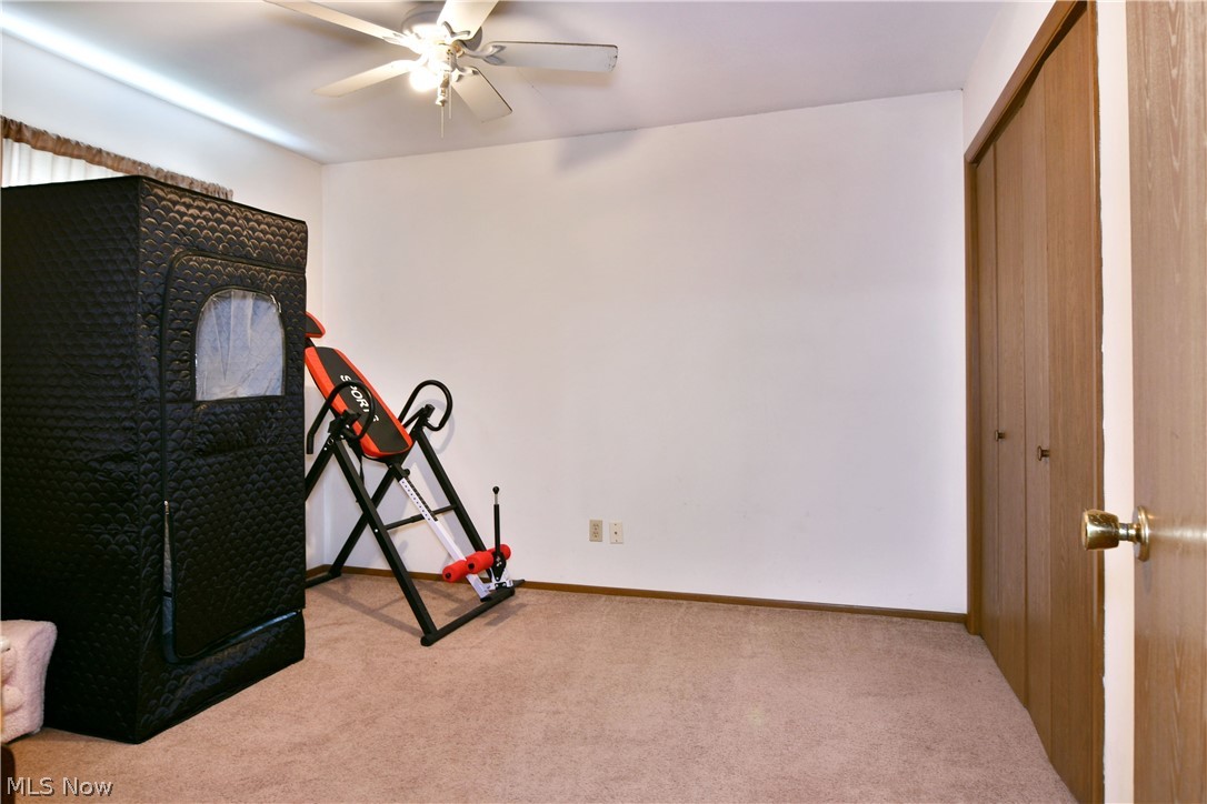6940 Mahoning Avenue NW Warren OH 44481