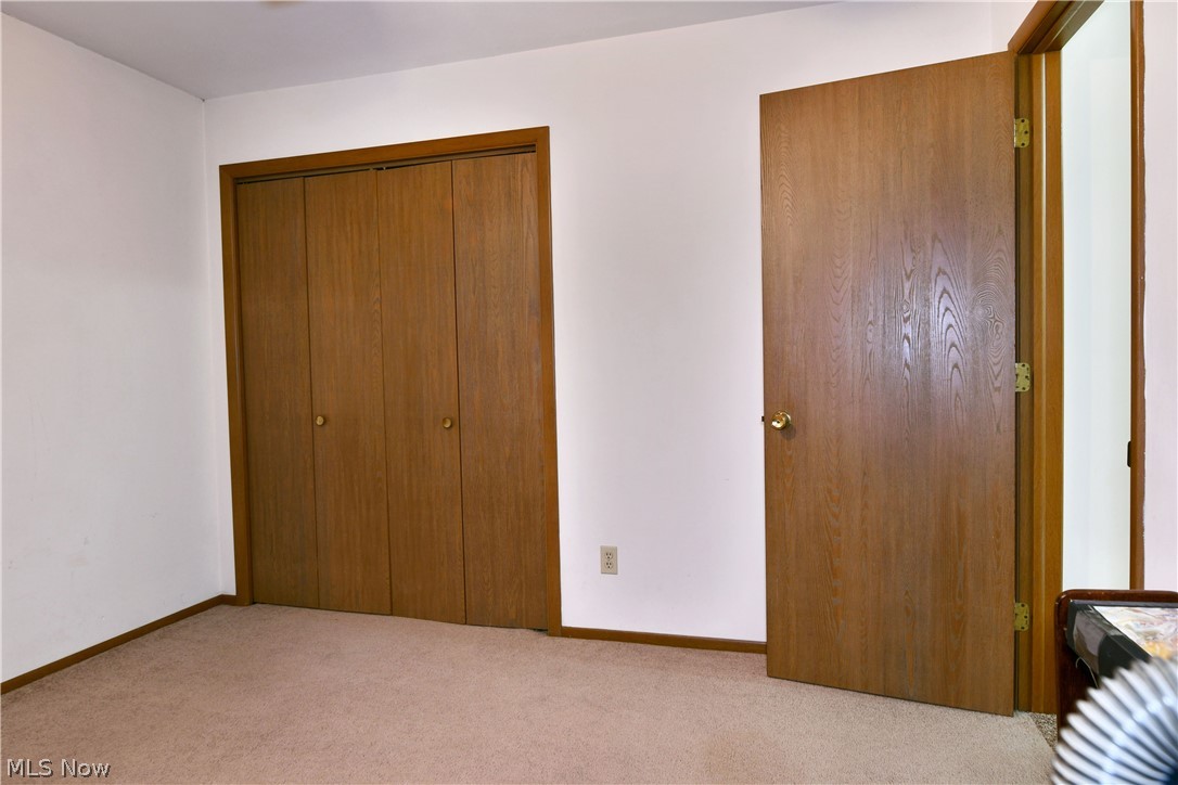 6940 Mahoning Avenue NW Warren OH 44481