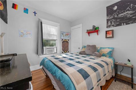 8005 Lake Avenue Cleveland OH 44102