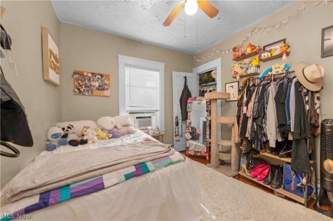 8005 Lake Avenue Cleveland OH 44102