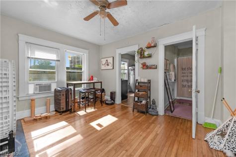 8005 Lake Avenue Cleveland OH 44102