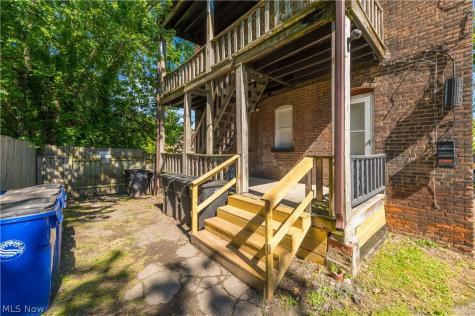 8005 Lake Avenue Cleveland OH 44102
