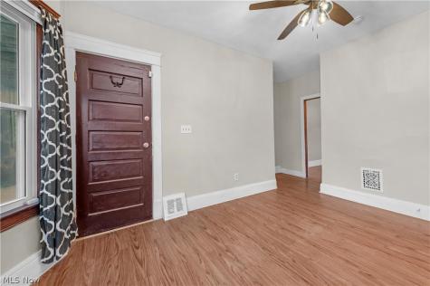 8005 Lake Avenue Cleveland OH 44102