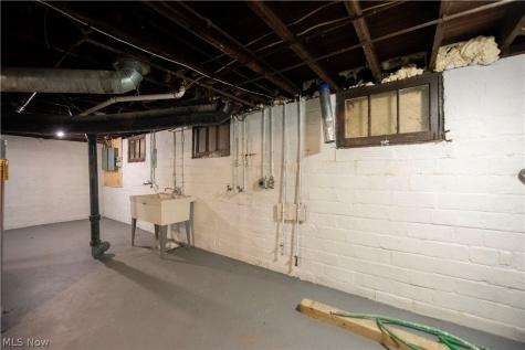 3428 W 65th Street Cleveland OH 44102