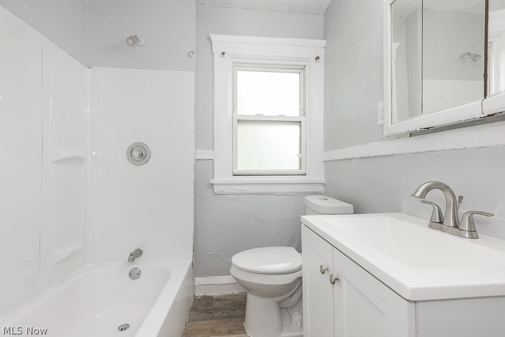 10803 Navarre Court Cleveland OH 44108
