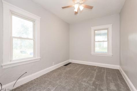 10803 Navarre Court Cleveland OH 44108