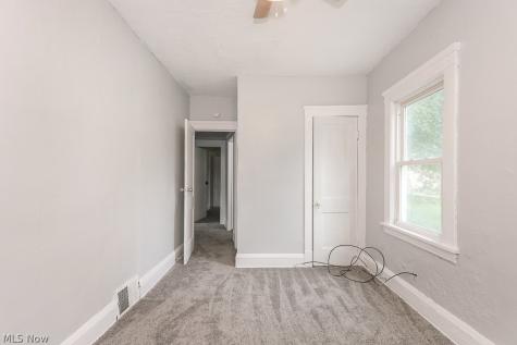 10803 Navarre Court Cleveland OH 44108