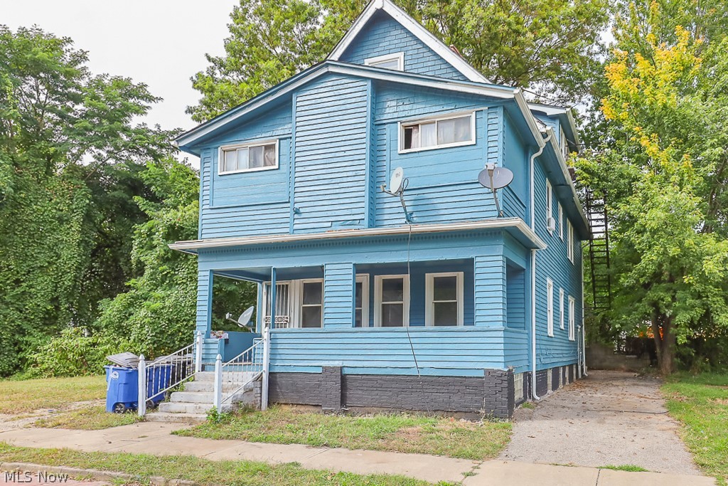 10803 Navarre Court Cleveland OH 44108