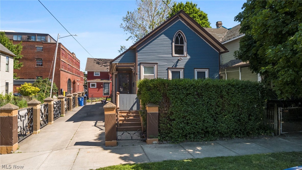 801 College Avenue Cleveland OH 44113