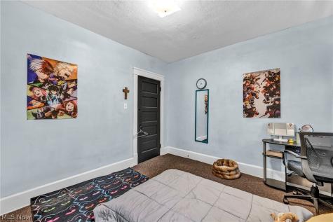 3032-3034 West Boulevard Cleveland OH 44111