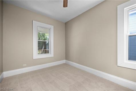 2054 Magee Street Lakewood OH 44107
