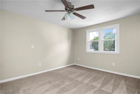 2054 Magee Street Lakewood OH 44107