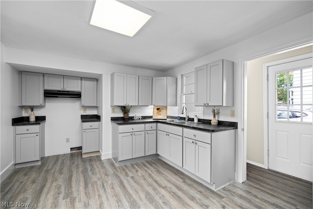 2054 Magee Street Lakewood OH 44107