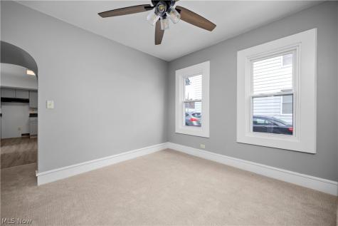 2054 Magee Street Lakewood OH 44107