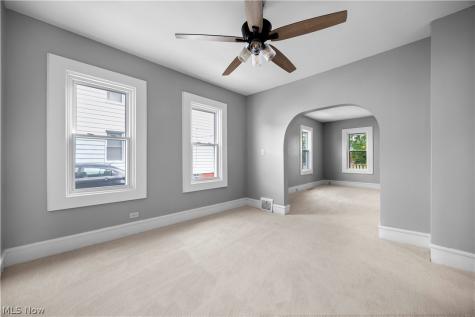 2054 Magee Street Lakewood OH 44107