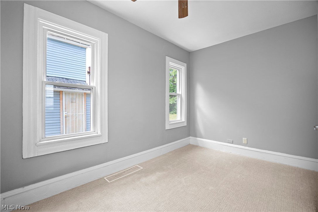 2054 Magee Street Lakewood OH 44107